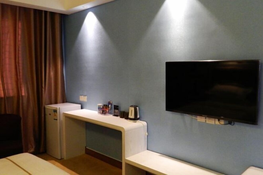 Jane Eyre Fashion Inn in Nanyang