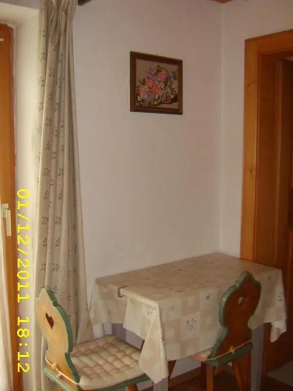 Standard Double room with mountain view (full double bed)