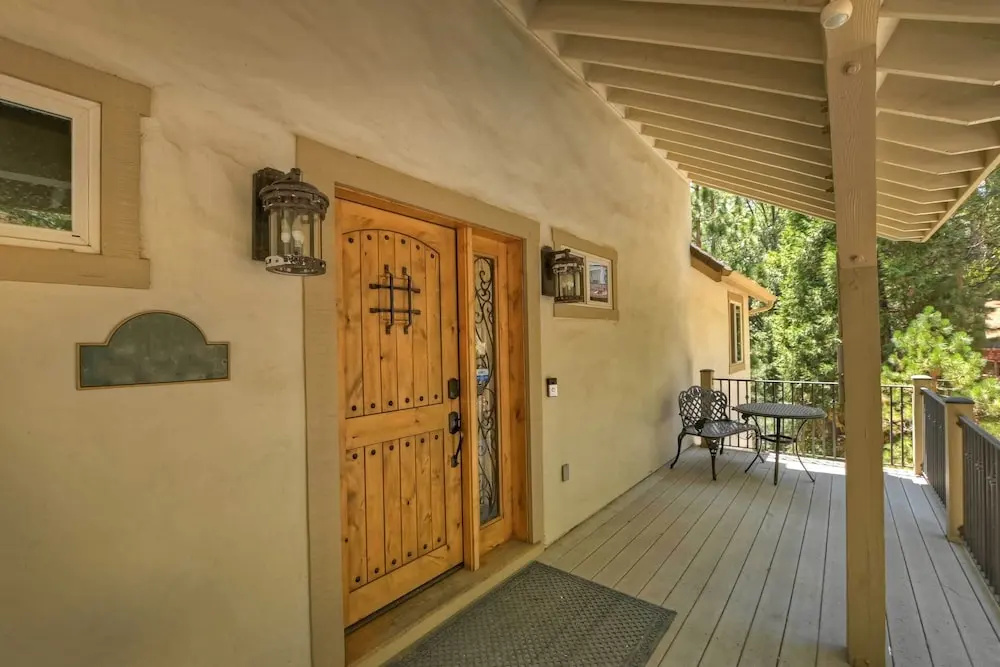 Beautiful Lake Arrowhead Cabin w/ EV Charger
