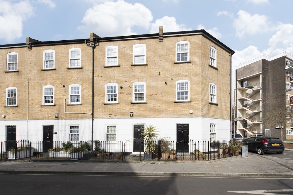 Central 2BR Family Home near Tower Bridge