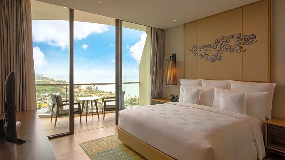 Intercontinental Phu Quoc Long Beach Resort