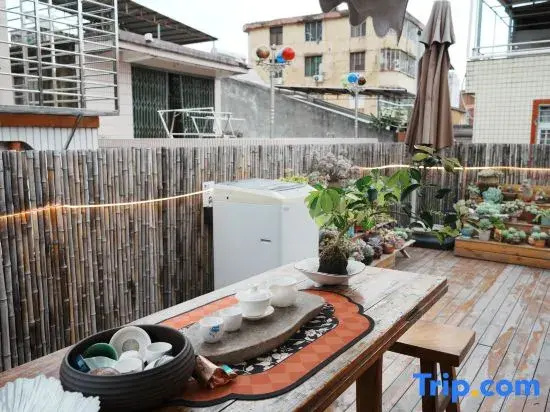 Liwu Homestay (Quanzhou Ancient City West Street)