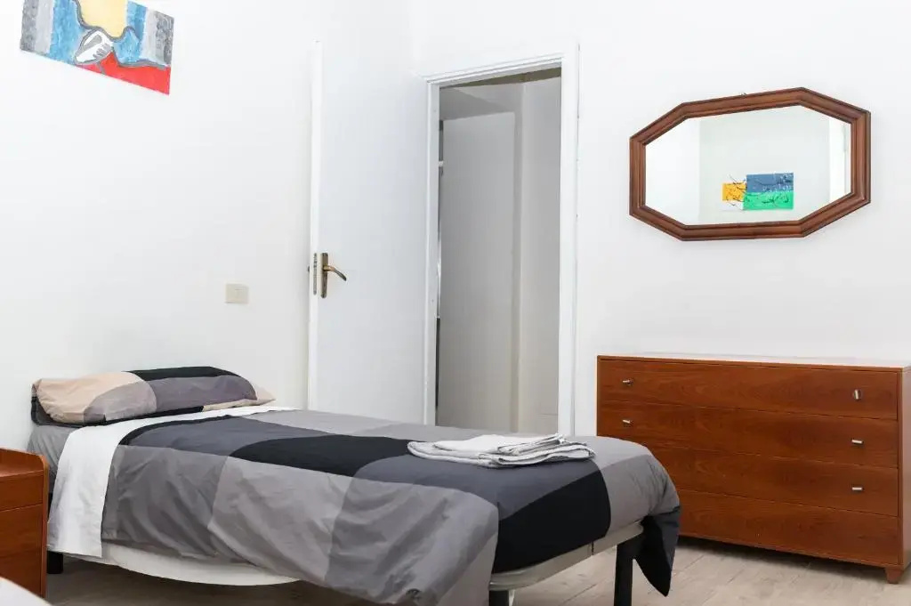 Cornigliano Apartment 2