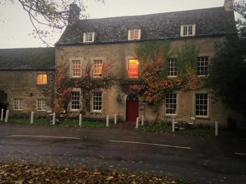 Fox and Hounds