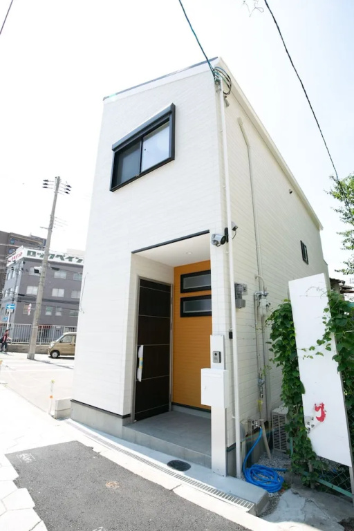 Petanige Imazato 8 minutes to subway nanbanankai!