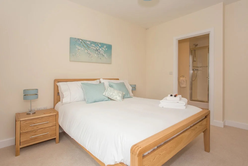 2 Bedrooms Executive Apartment with balcony