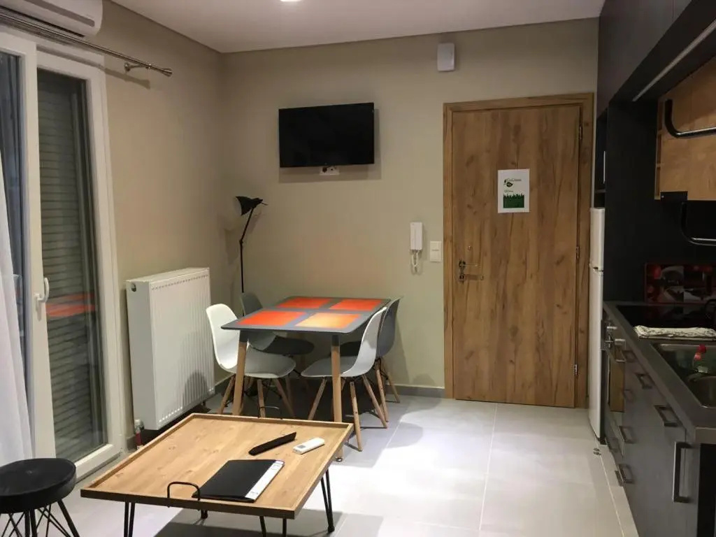 1 Bedroom Apartment with garden view