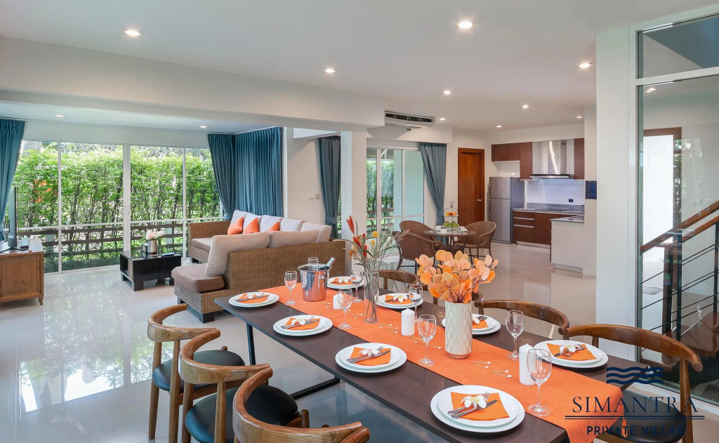 4 Bedrooms Villa