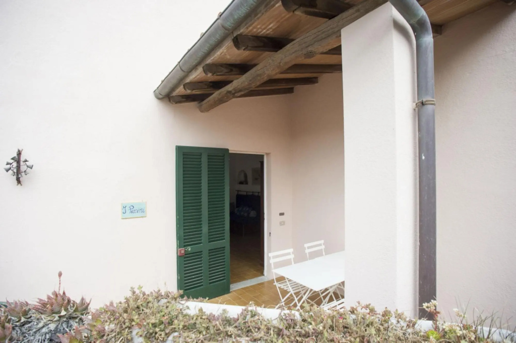 Apartment Zukki in a relaxing area near Procchio and Marina di Campo-APP.TO ZUKKI