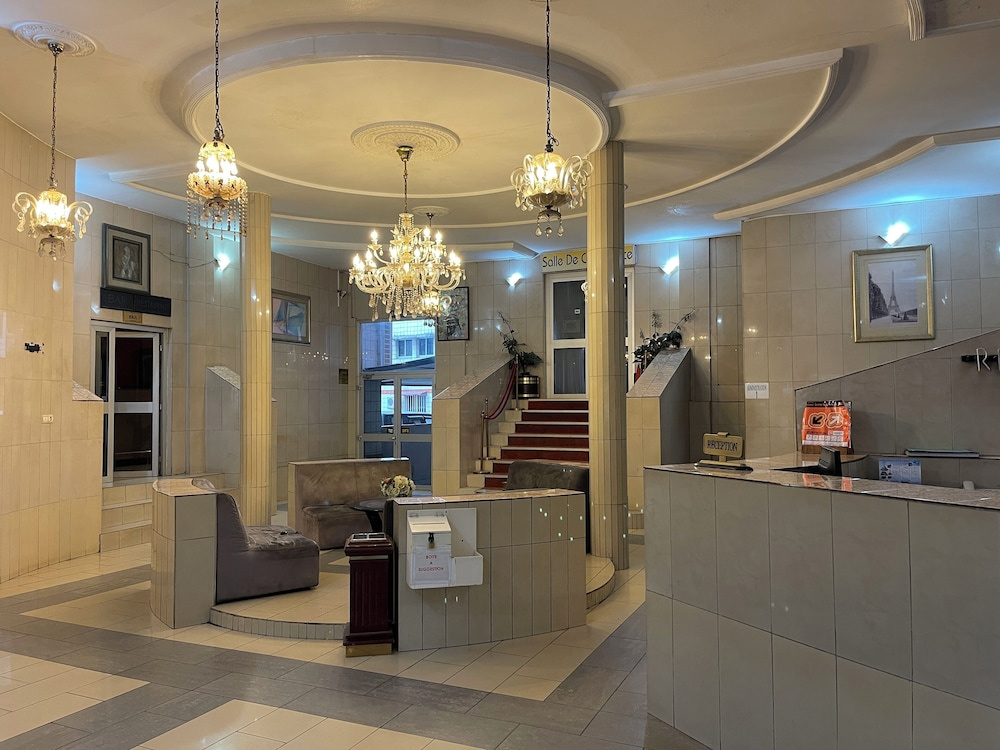Peninsula Hotel Bonamoussadi Douala