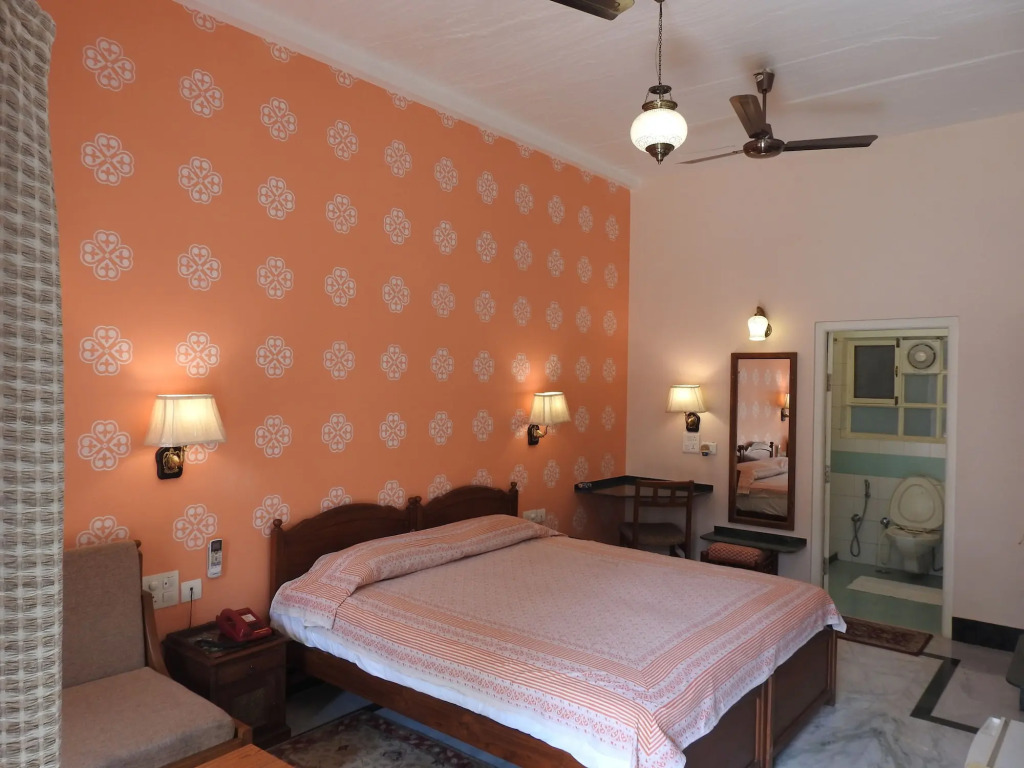 Jai Niwas Hotel by null