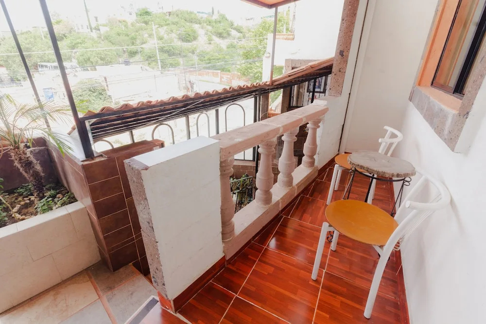 Balcony & Terrace
