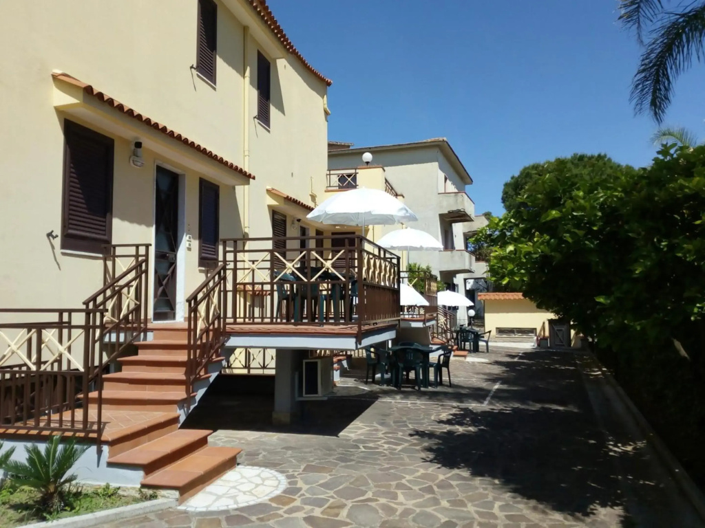 2 bedrooms appartement at Capaccio Paestum 600 m away from the beach with enclosed garden and wifi