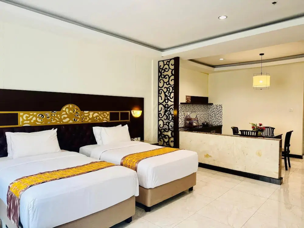 Deluxe Double Studio (twin beds)