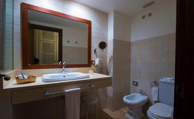 Hospedium Hotel Cortijo Santa Cruz - Chambres