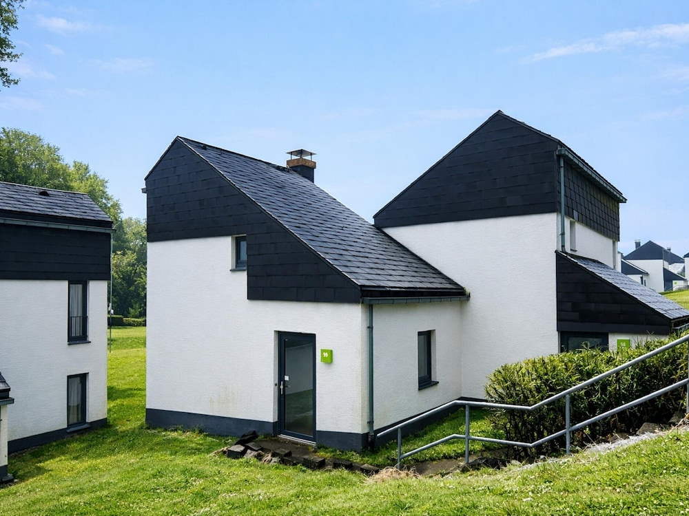 Holiday Home in Hambachtal Holiday Park