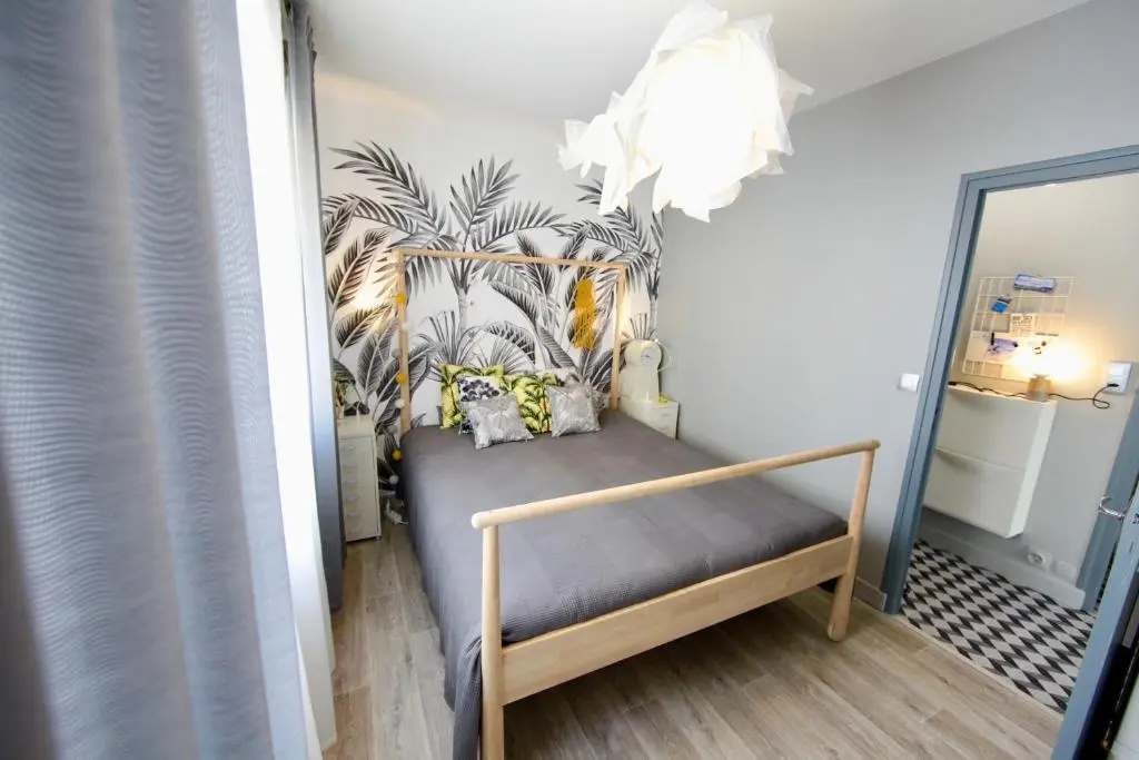 Voir la photo 1 — HomeBuddy' - Le cocon coloré - centre ville - 50m de la gare