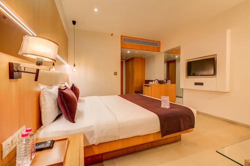 The SSK Solitaire Hotel & Banquets - Chambres