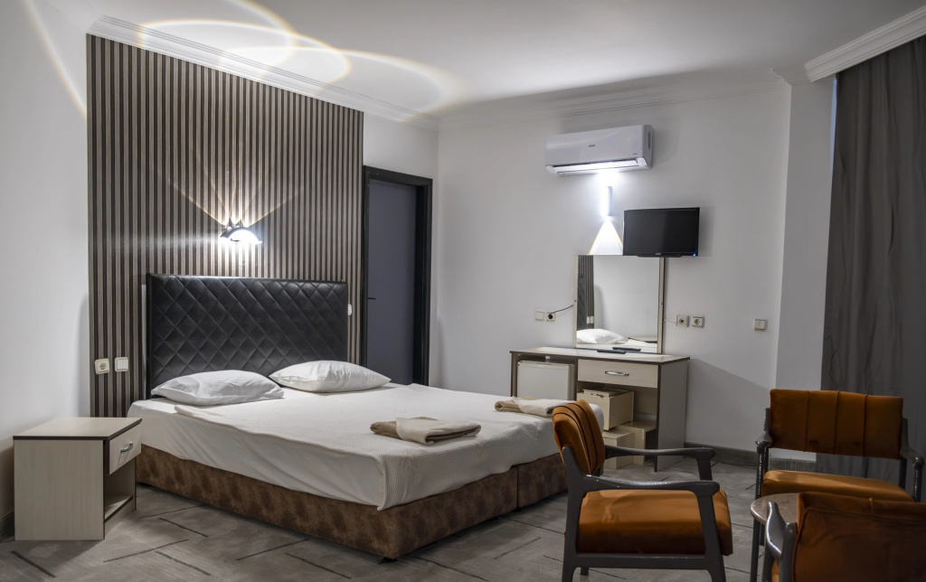 Отель Mustis Royal Plaza Hotel в Мармарисе