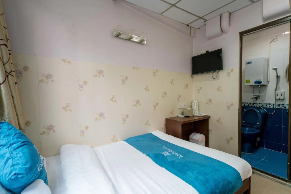 Grandeur Holiday Hotel