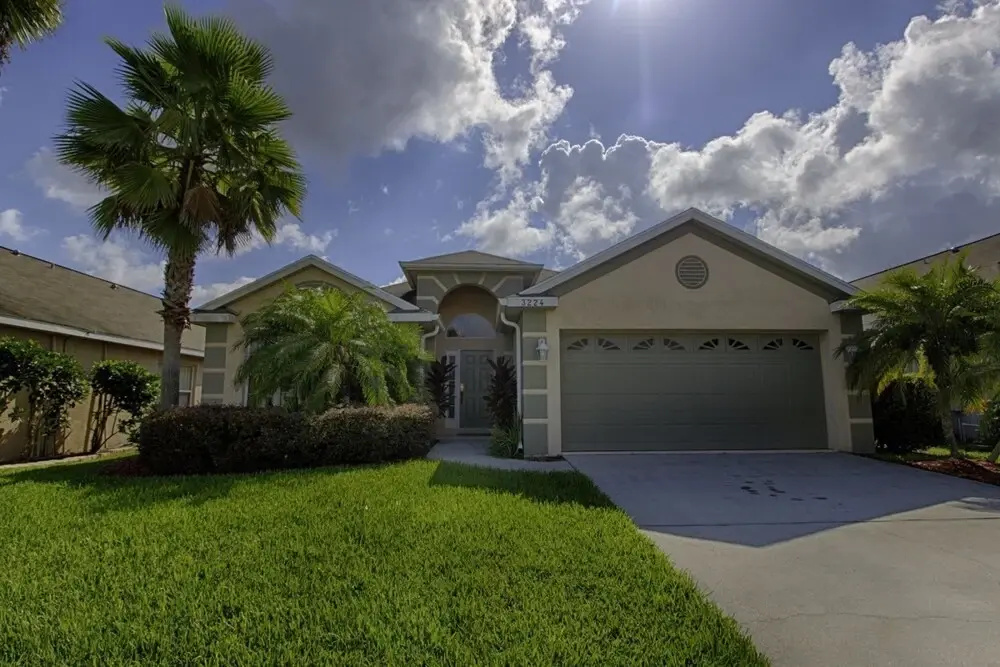 Stunning 3 bed Former Model Home With Private Upgraded Pool - 352