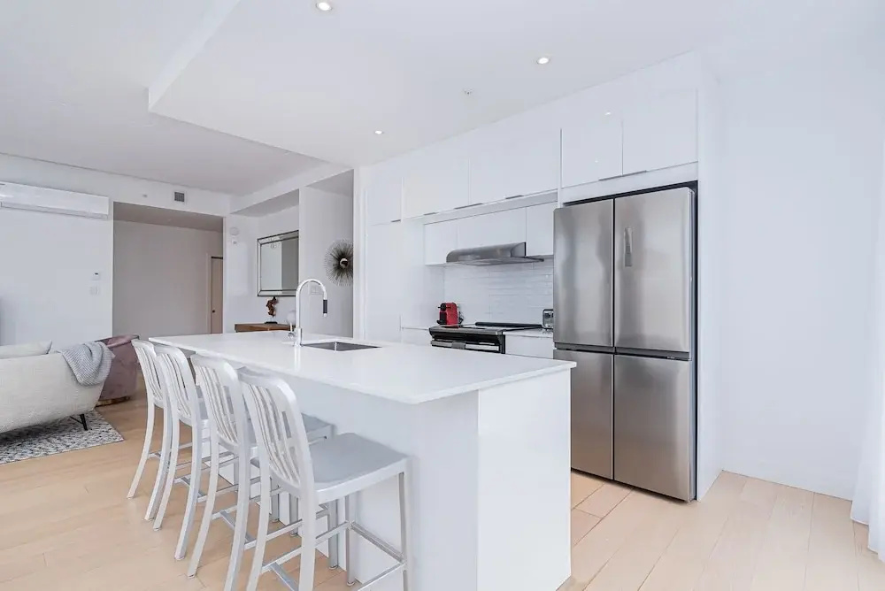 Standard Quadruple room with city view