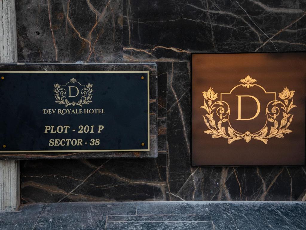 Dev Royale Hotel by null
