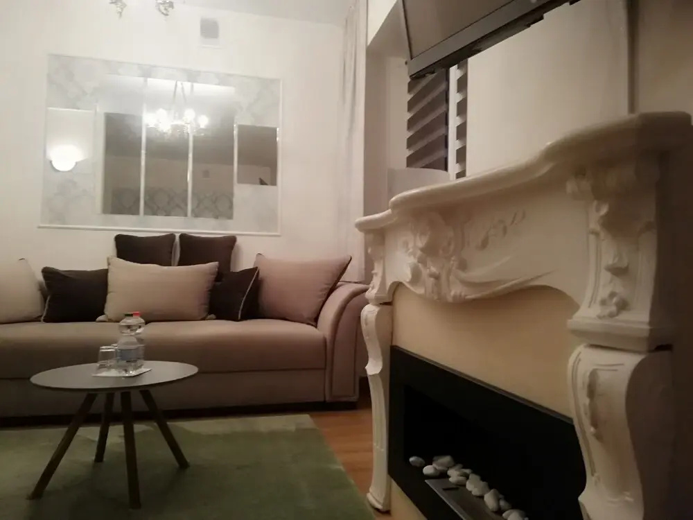 Grand room