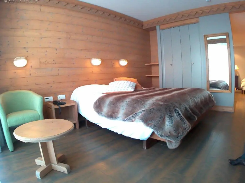 Superior Double room with mountain view (full double bed)