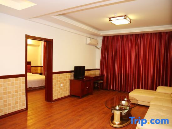 Люкс Business в Dongshi Hotel (Changchun Jingyue)