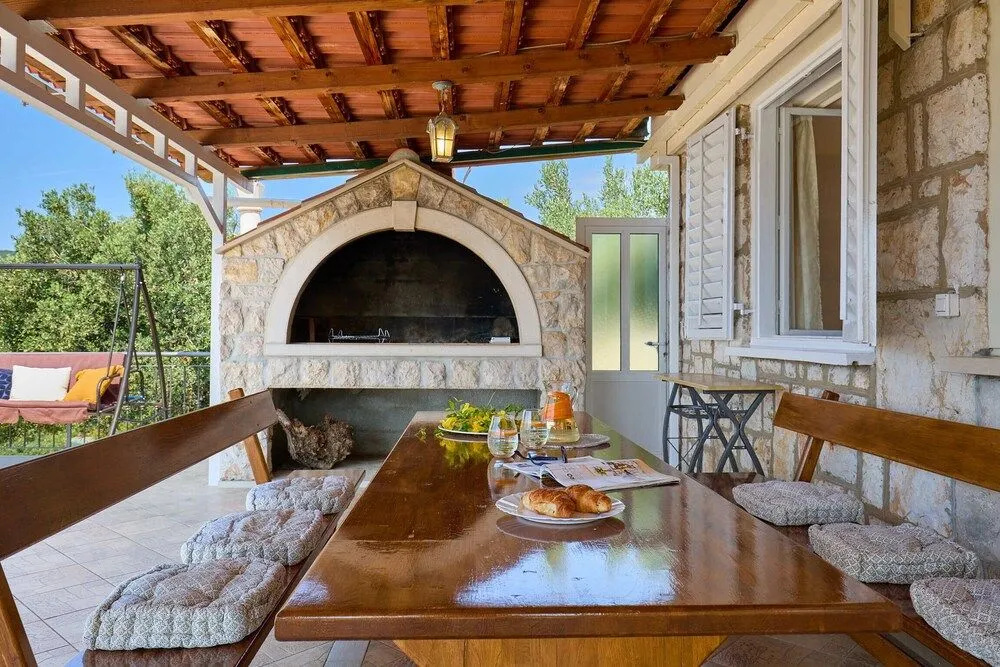 Bay View House