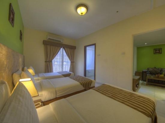 Hyde Park Hotel