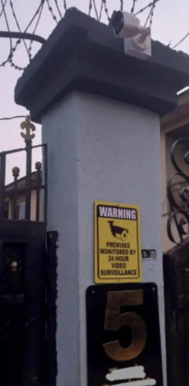 Luxurious 3-bedroom Apartment in Lagos With Pool Access