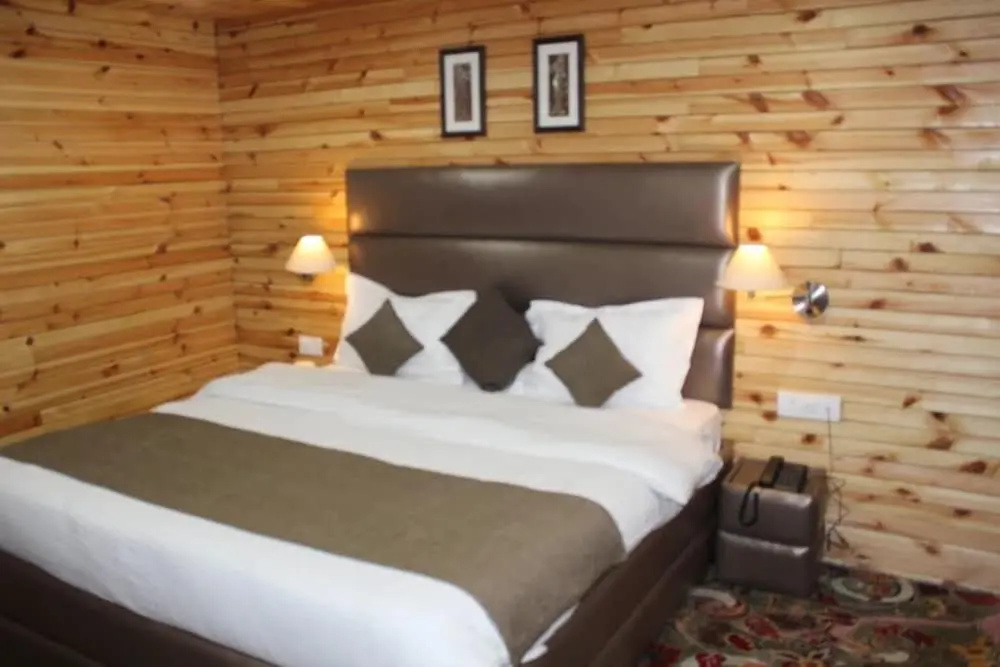 Krystal Hotel - Général