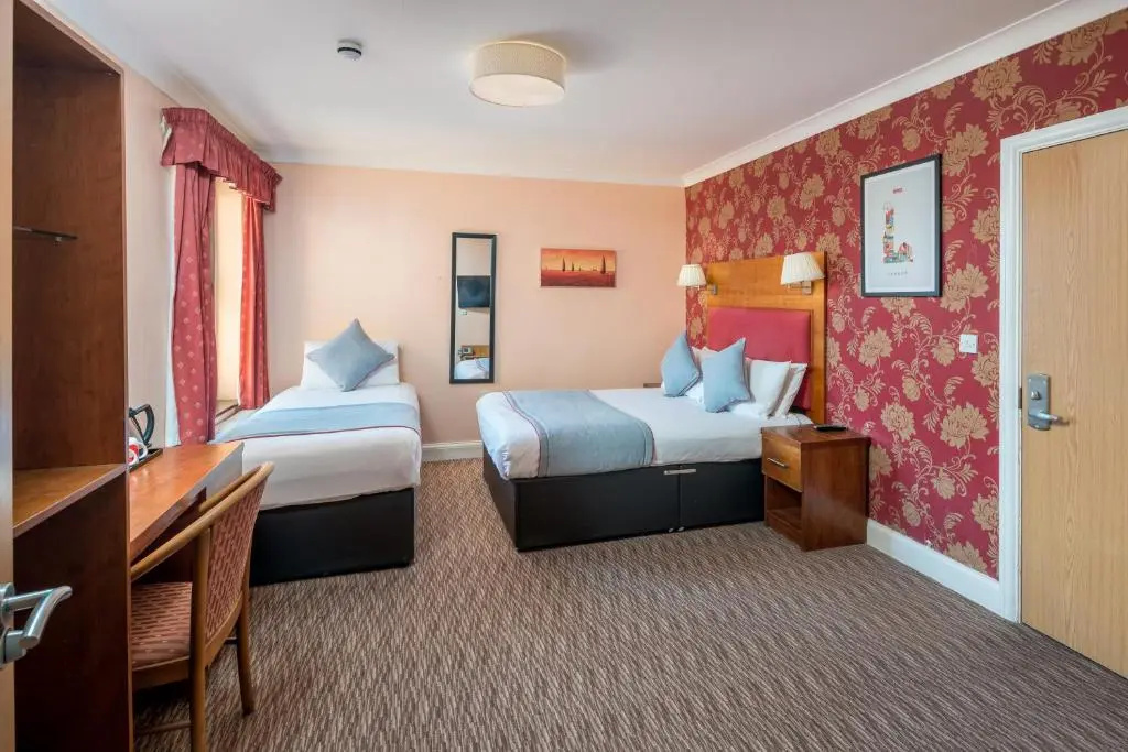 Mehfil Hotel - Chambres