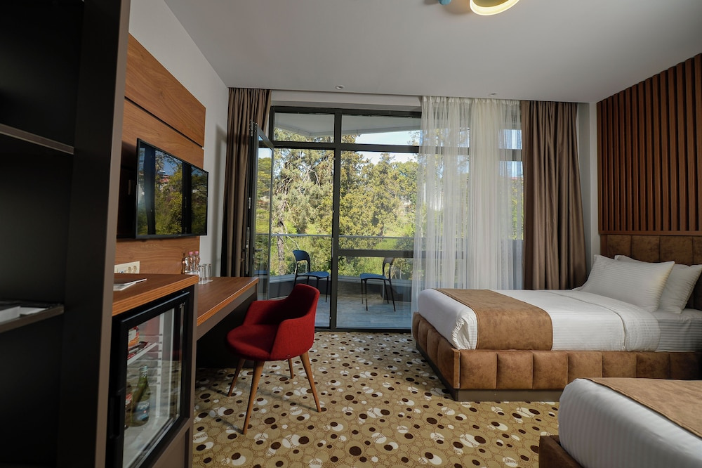 Standard Double room with balcony (twin beds)
