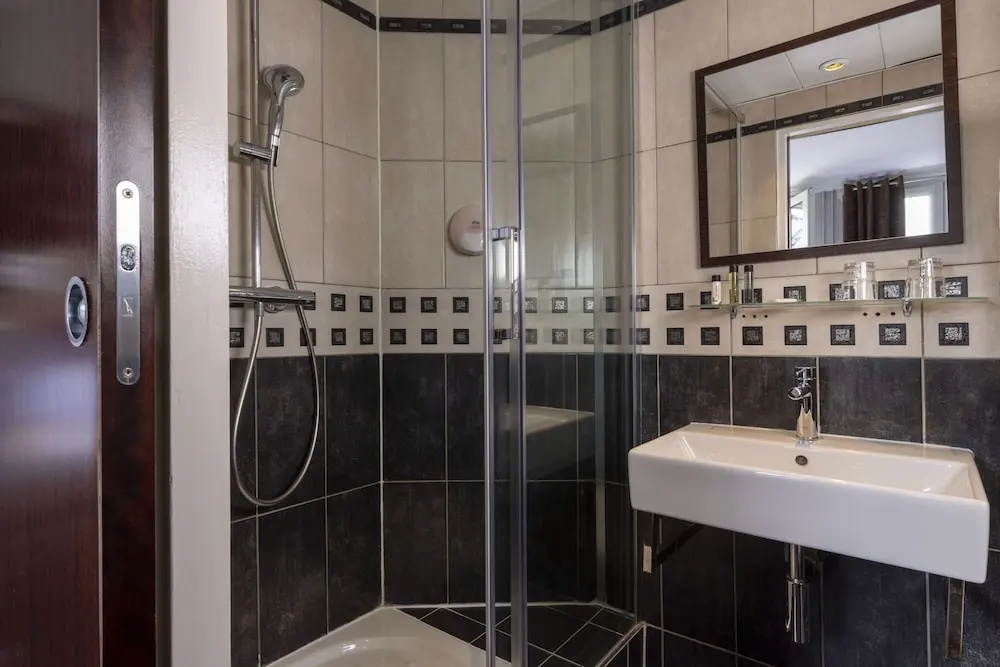 Comfort Double room (full double bed)