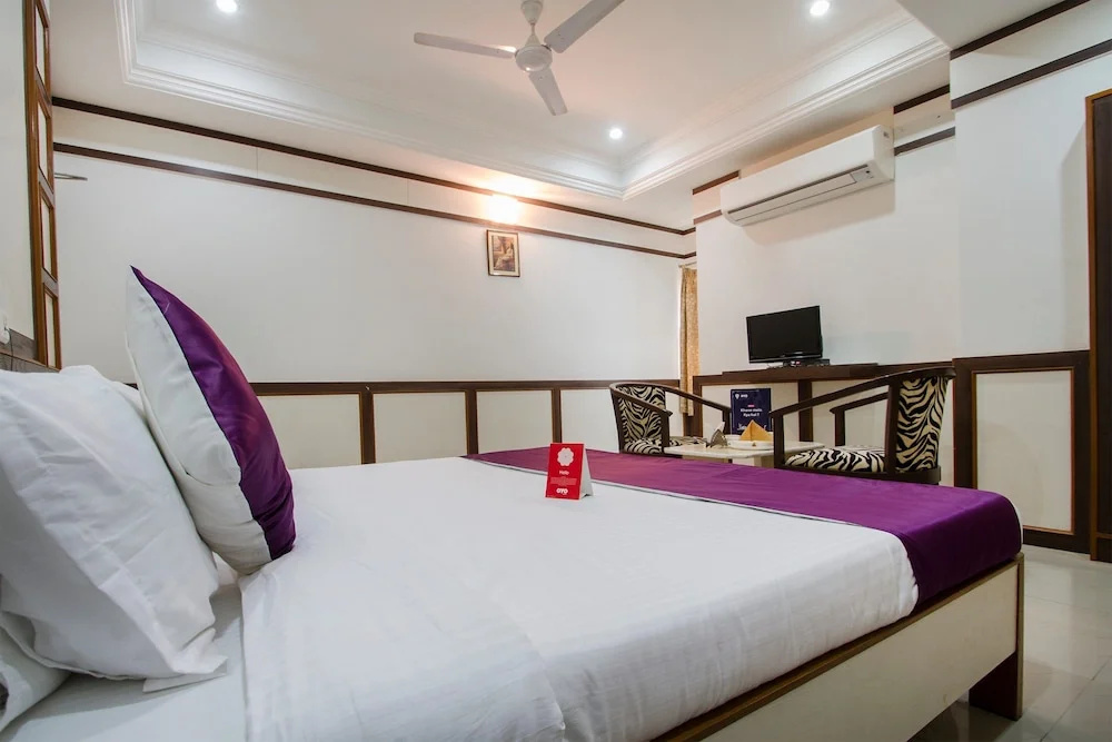 OYO Flagship 983 Hotel Surya Residency - Chambres