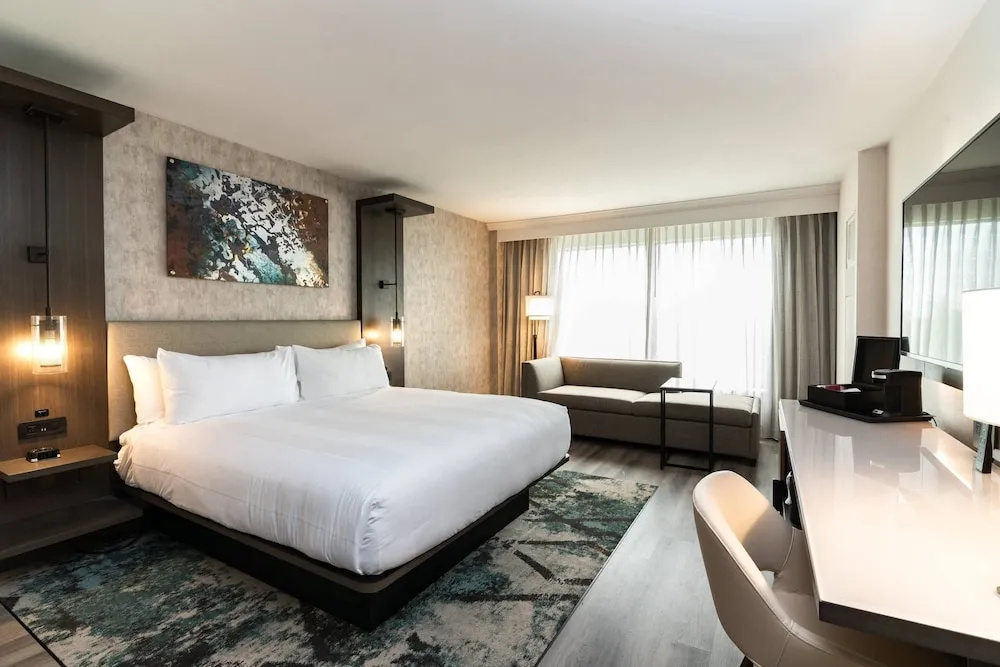 Standard Double Club room (full double bed)