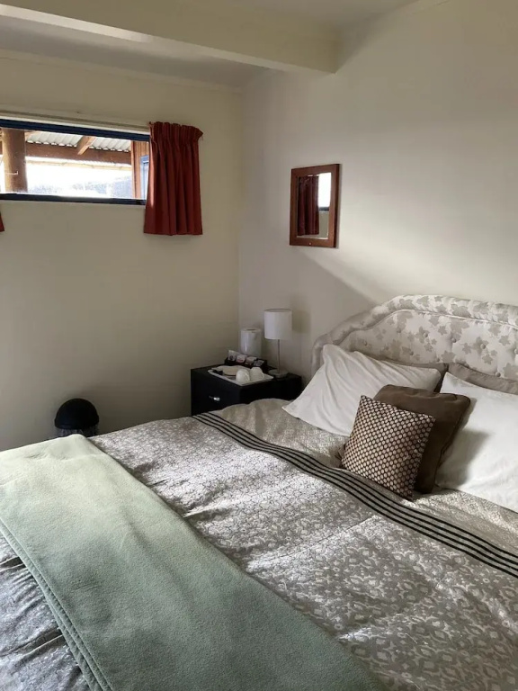 Premium Double room (full double bed)