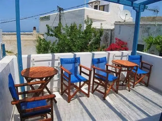 Bourgos Studios 2 * Bourgos Studios 2 *