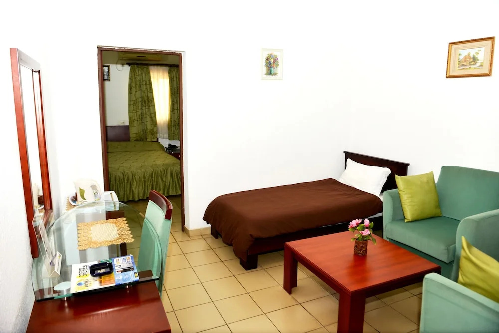 Paradise Hotel - Chambres