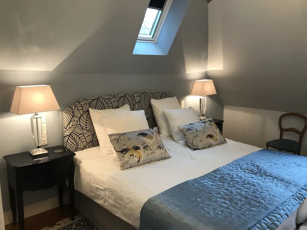 Premier room