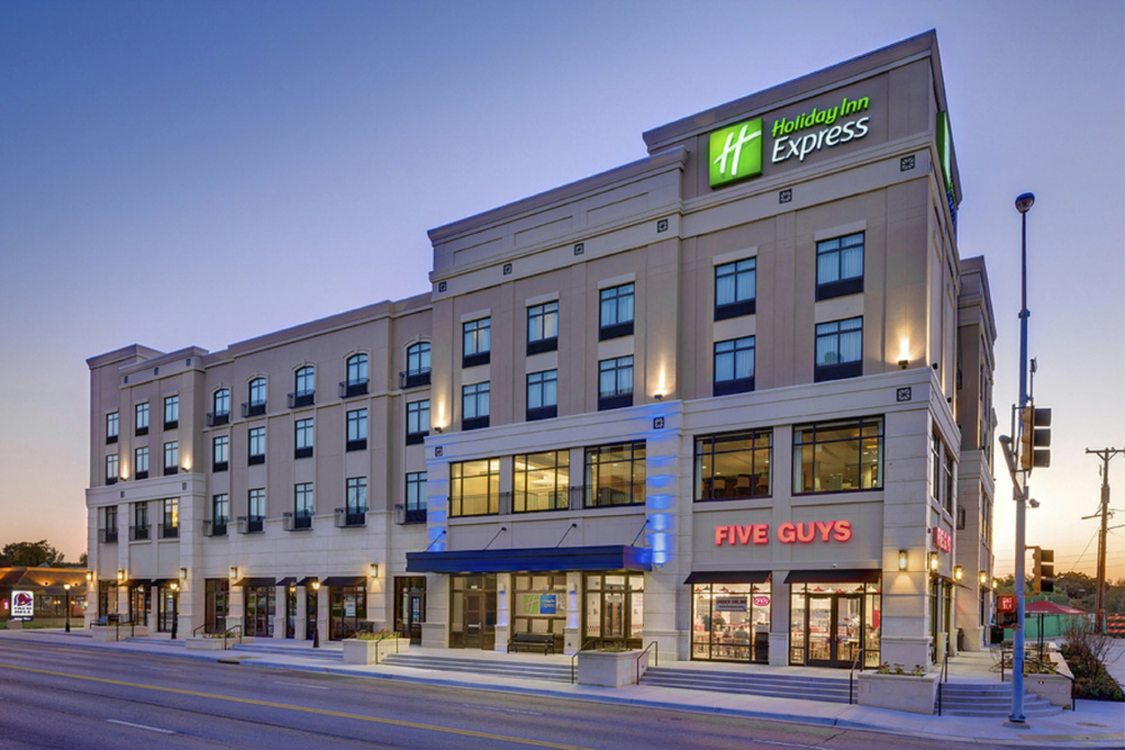 Holiday Inn Express & Suites Kansas City KU Medical Center by IHG