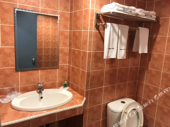 Megah D'Aru Hotel