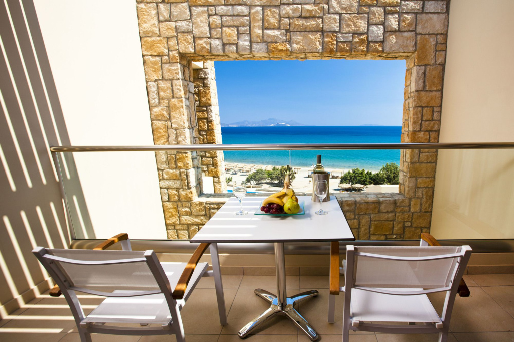 Balcony & Terrace