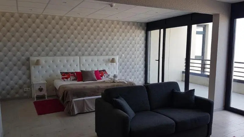 Quadruple Apartment