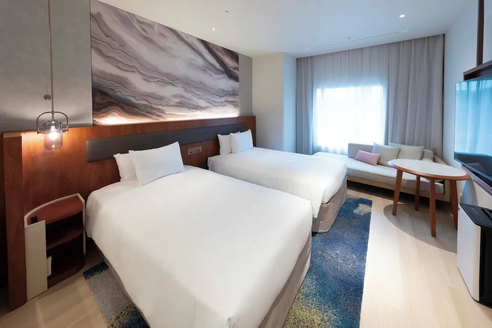 Hotel Springs Makuhari Premier - Tap to explore photos