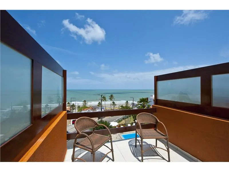 Beach & Waterfront
