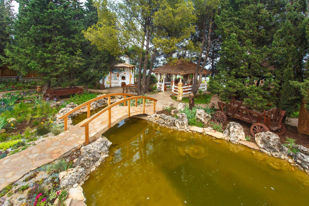 Отель Дарсан